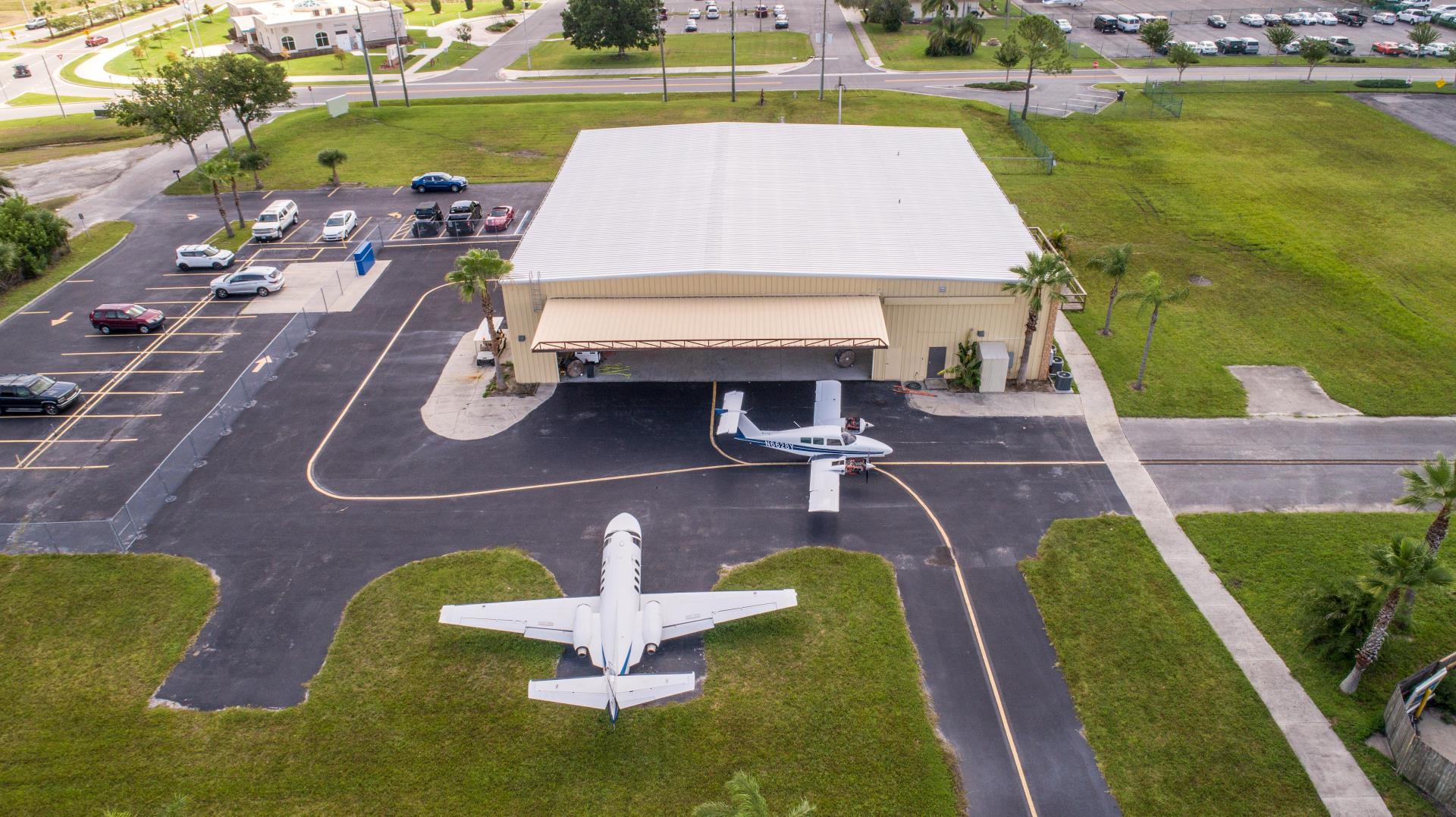 Kissimmee gateway airport